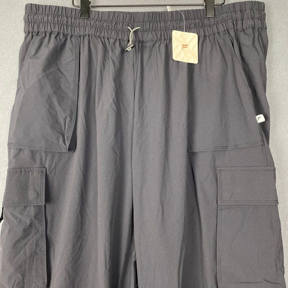Fabletics Pants Men's 2XL Gray The Heights Cargo Pockets Straight Leg Hiking NWT - Picture 2 of 13